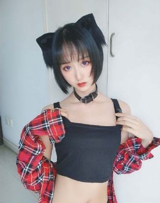 雌猫们_蓝光在线视频观看